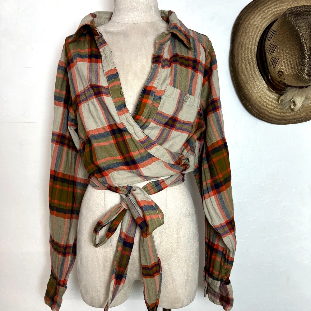 We The Free Plaid Wrap Top Womens M Cropped Tie Front Flannel Shirt Olive Rust